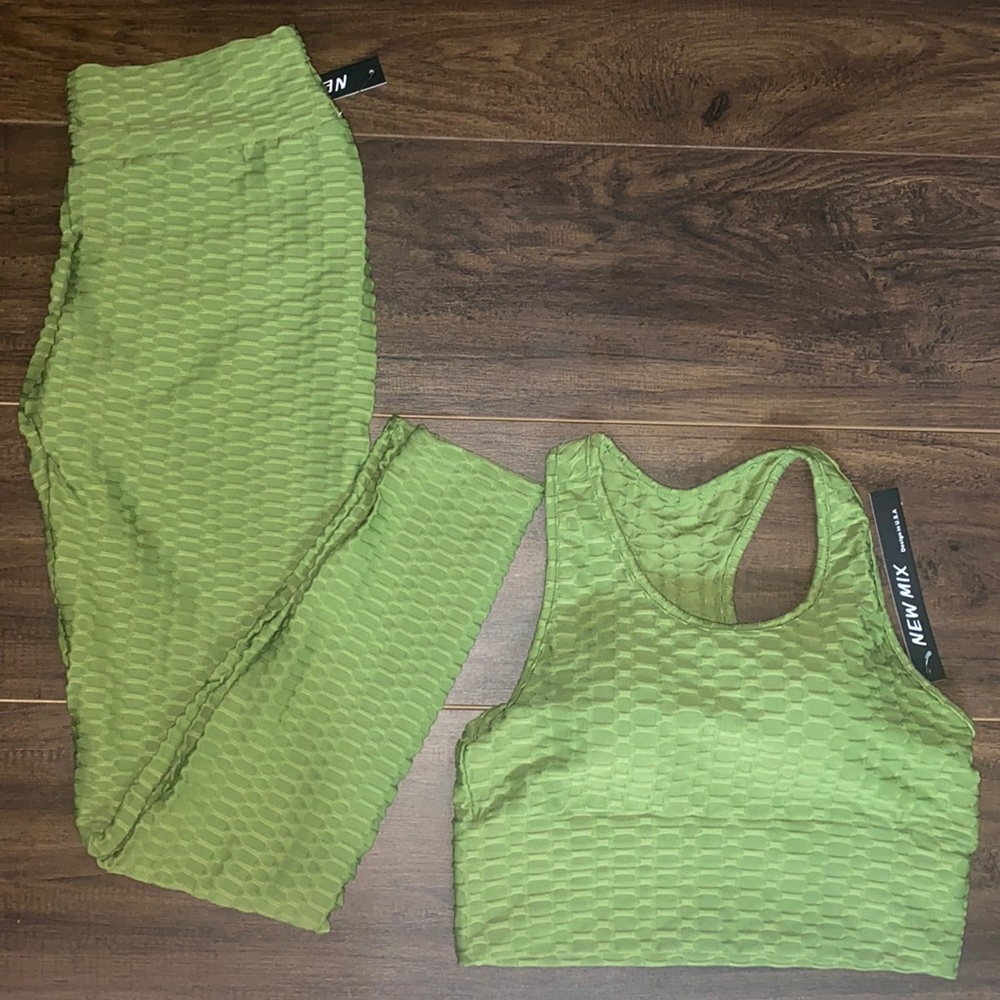 Women’s Plus Size Workout Outfit